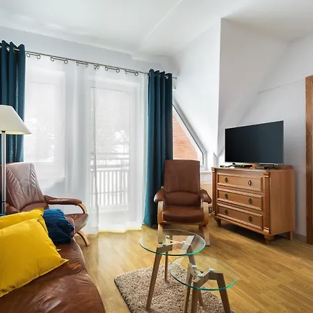 Rent Like - Arkadia Pod Nosalem