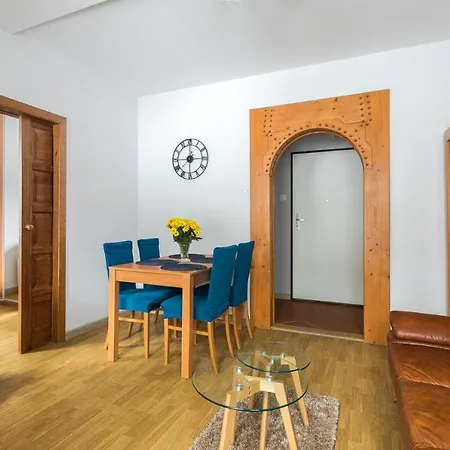 Rent Like - Arkadia Pod Nosalem *